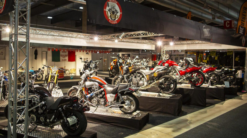 Mc-klubber-og-motorsykler-på-Mc-messen
