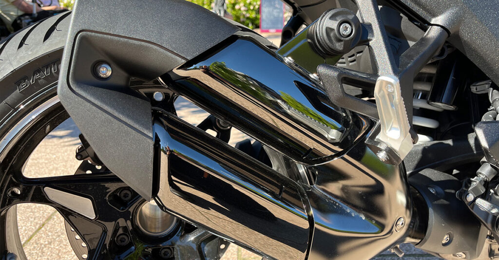 Sidedetaljer-på-BMW R 1300