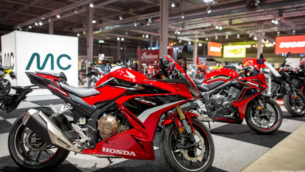 Flere-Honda-motorsykkeler