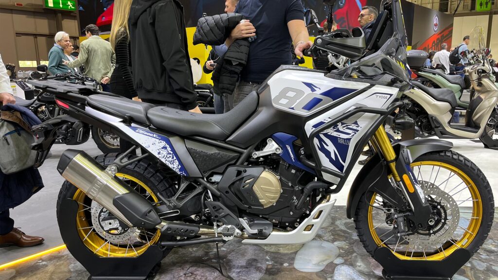 motorsykkelen-Voge-DS800X-Rally-på-Eicma-messen
