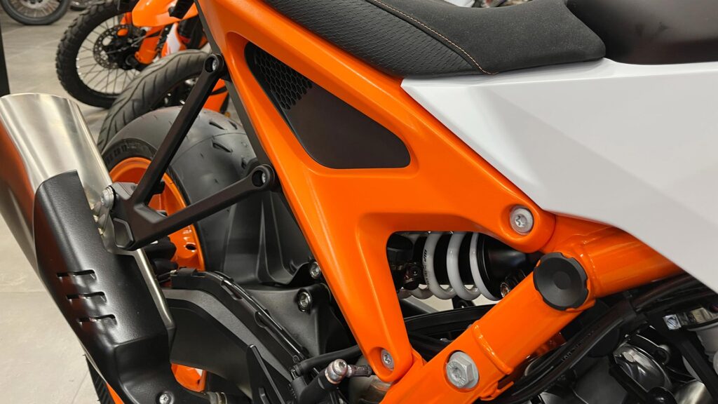 Detaljer-på-KTM-motorsykkel